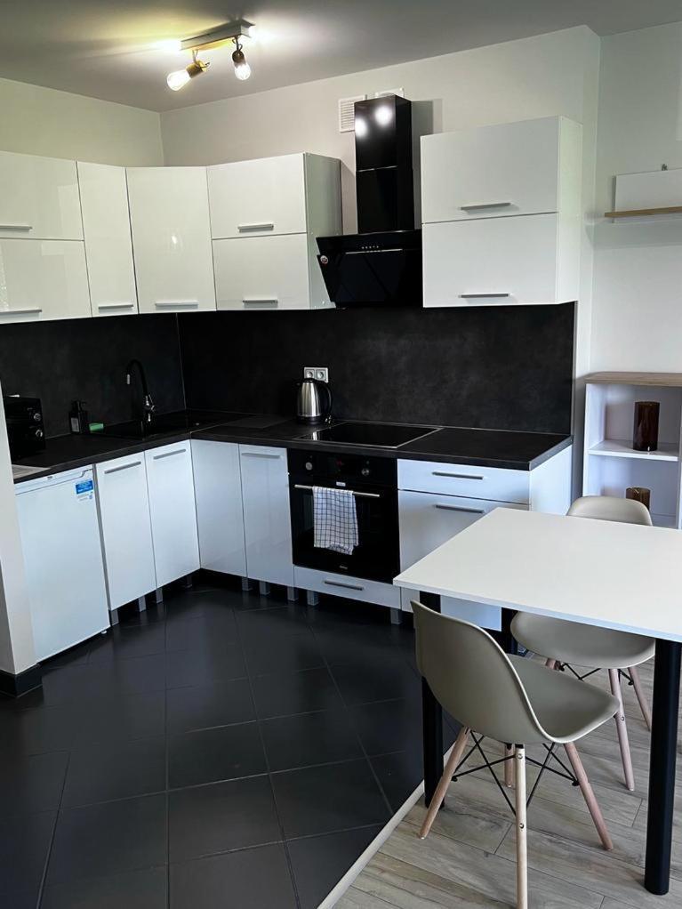 Delta Apart-House วรอตซวาฟ ภายนอก รูปภาพ